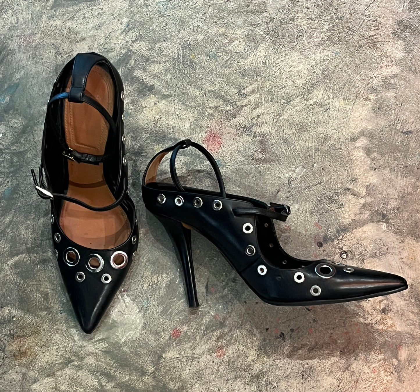 Givenchy Black Heel with Eyelets